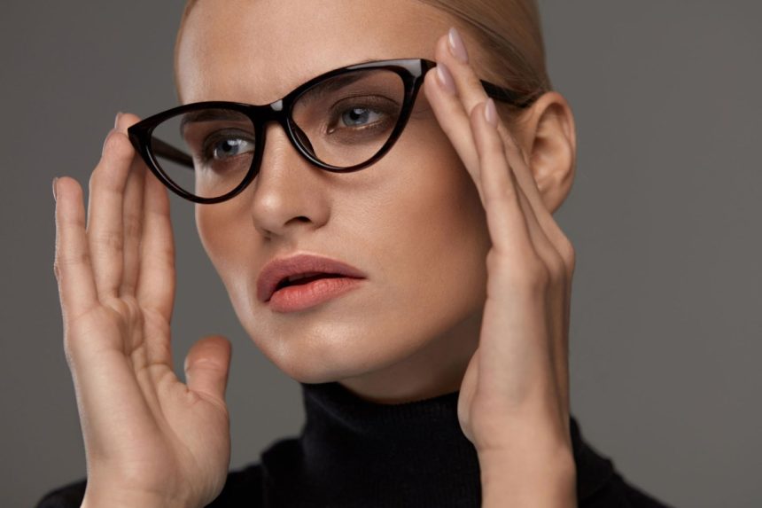 Benefits of Using The Eyeglasses Cat Eye