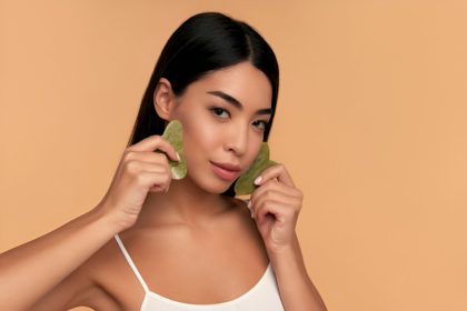 How Gua Sha Can Help Your Skin Glow Naturally